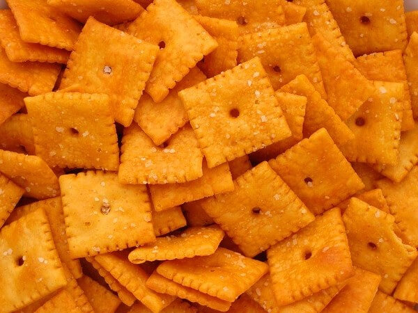 are cheez its healthy for dogs